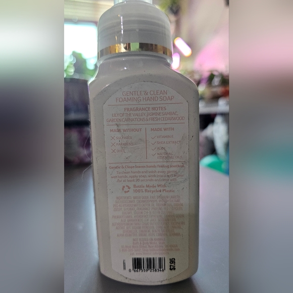 Brightest bloom foaming hand soap - Picture 2 of 2